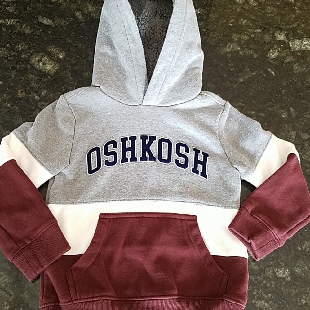 Oshkosh sweatshirt